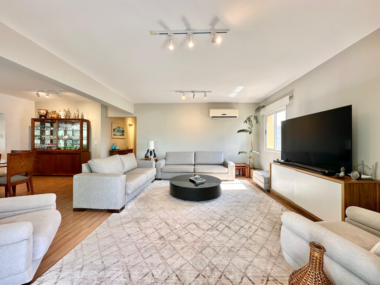 Apartamento 4 dormitórios para venda, Zona Nova em Capão da Canoa | Ref.: 2388345